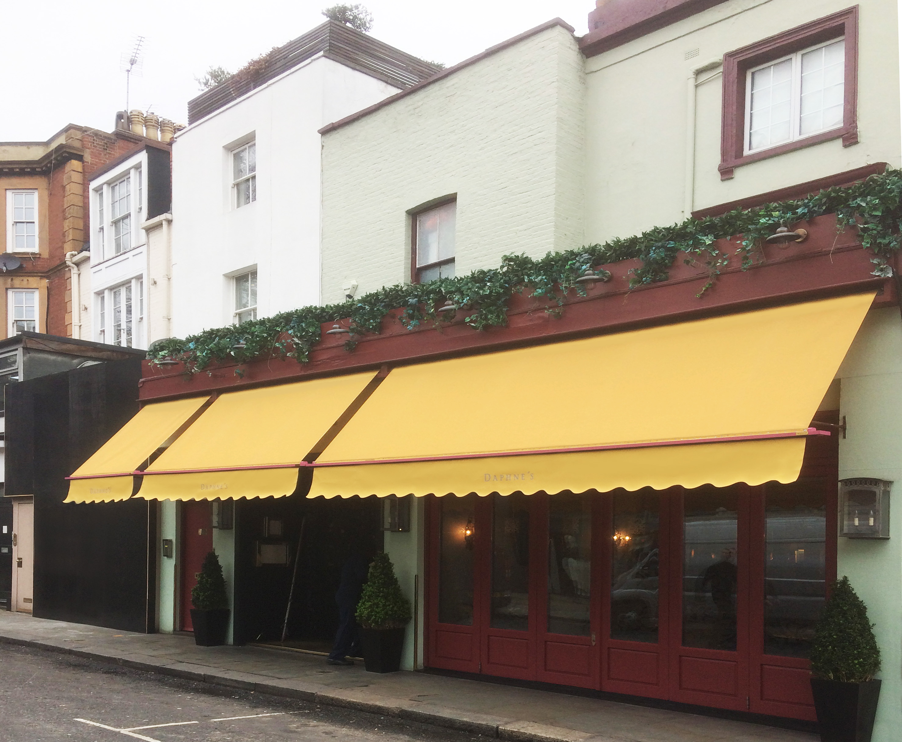 Victorian awnings for Daphne’s of Chelsea
