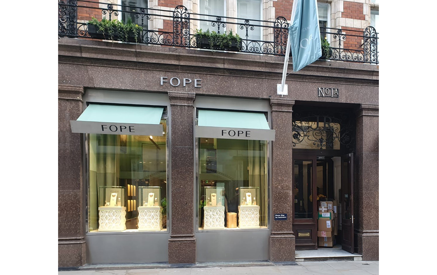 SQ2 awnings for the exclusive new FOPE boutique at Old Bond Street.