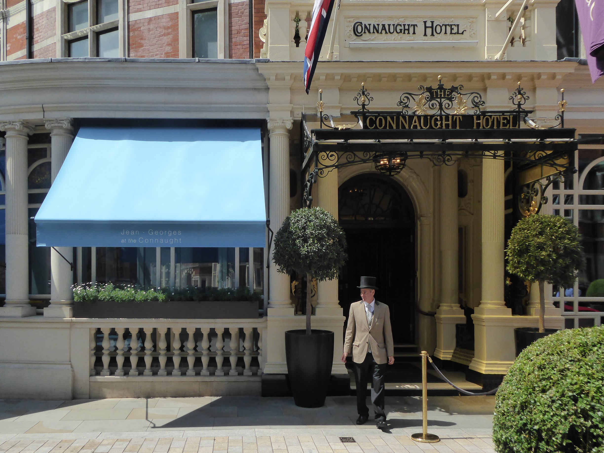 Greenwich awnings at The Connaught