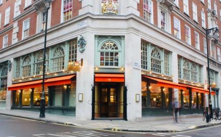Bespoke Greenwich Awning® for Fortnum & Mason across two elevations